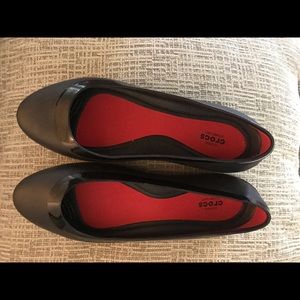 Ladies Crocs flats